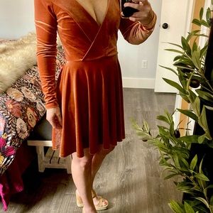 Gorgeous Kimchi Blue copper rose lightweight velvet dress